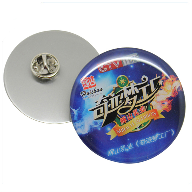 Spilla da bavero con stampa CMYK personalizzata con resina epossidica