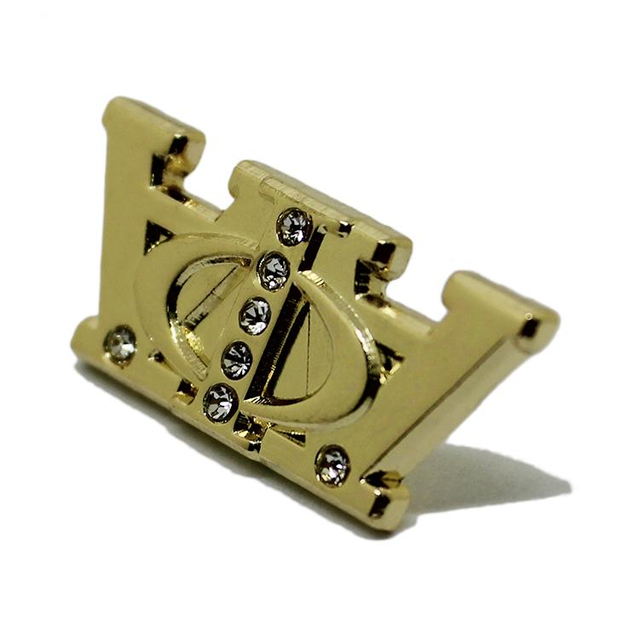 Spilla da bavero in metallo con corona di cristallo 3D