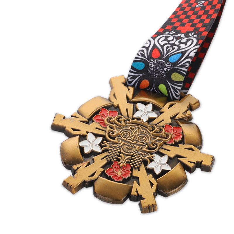 Fiocco di neve Pallacanestro femminile Squadra artistica All-Around Singolo Badminton Medaglie Golden Globe