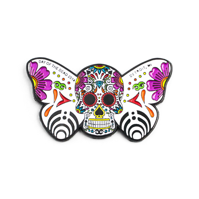 Nessun distintivo minimo Spilla da bavero in smalto duro personalizzato