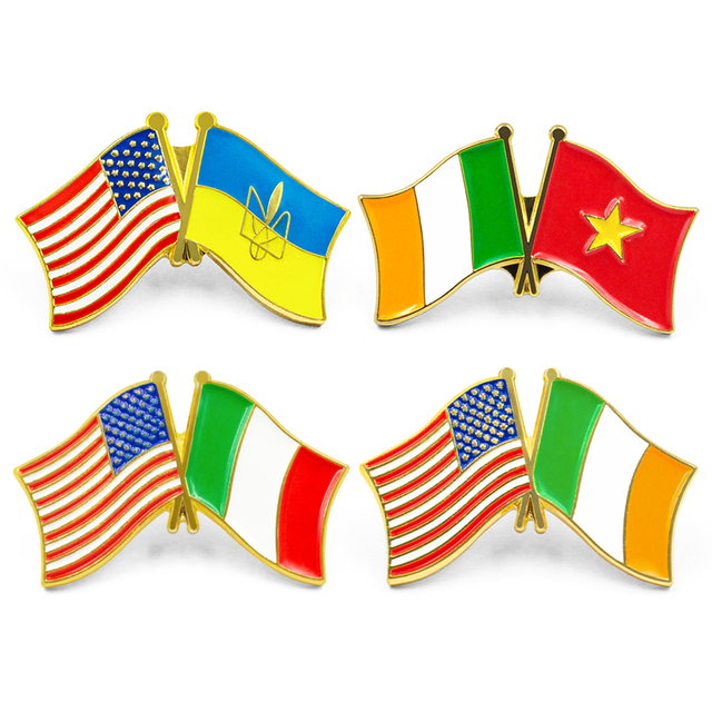 Spilla con bandiera nazionale in smalto morbido e duro